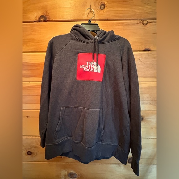 The North Face Gray Sweatshirt with Iconic Logo - Picture 1 of 8